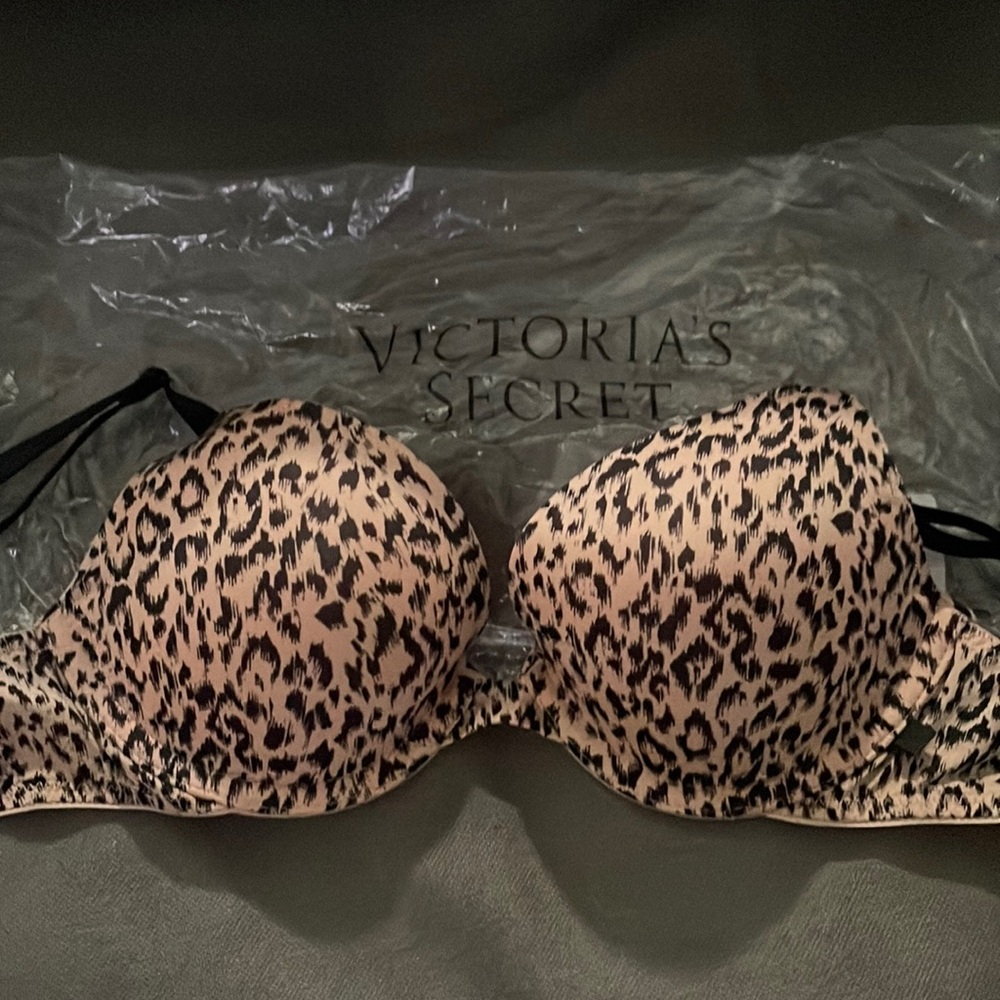 Victoria Secret Sexy push up bra